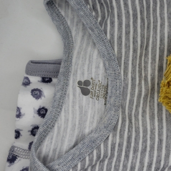 3/$30 BURTS BEES BABY Organic Cotton Shorts Drawstring + Lion Bodysuits - Picture 5 of 6